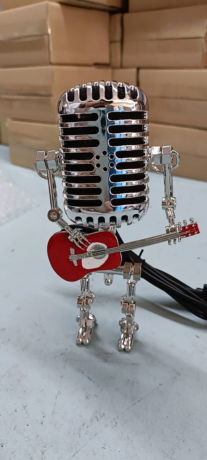 Lampe De Table Robotisée À Guitare Avec Éclairage Variable
