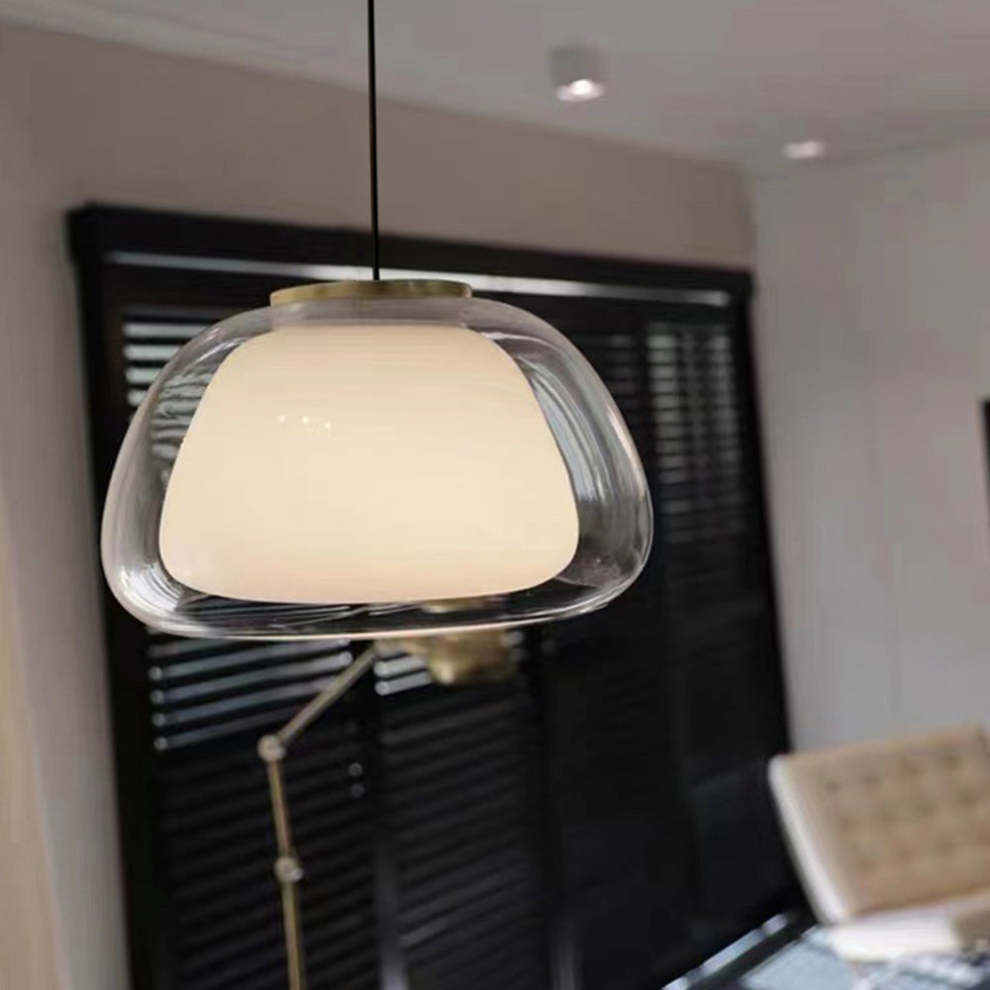 Lampe Suspendue Moderne En Verre Au Lait Pour Une Ambiance Élégante