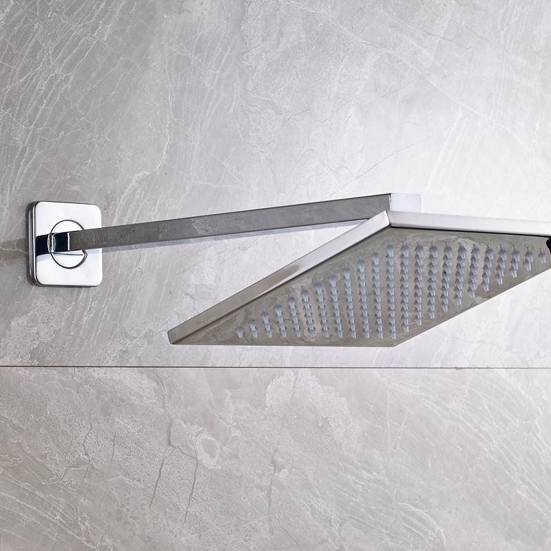 Pommeau de douche de salle de bains chromé de 8 pouces, mural, avec débit élevé et LED