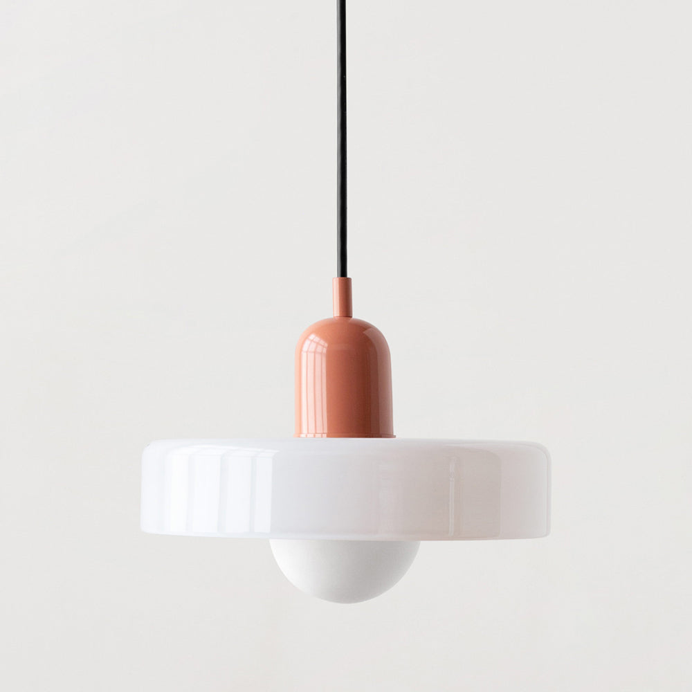 Suspension En Verre Coloré Style Bauhaus Pour Ambiance Contemporaine