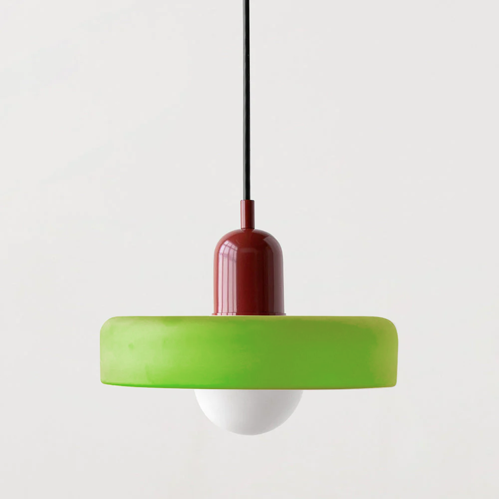 Suspension En Verre Coloré Style Bauhaus Pour Ambiance Contemporaine