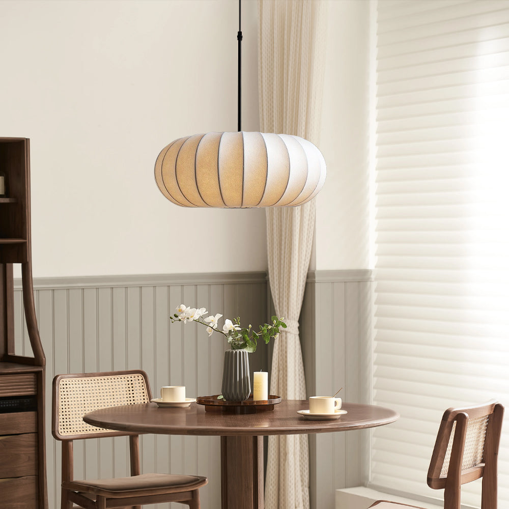 Suspension En Soie Minimaliste Pour Ambiance Douce Et Contemporaine
