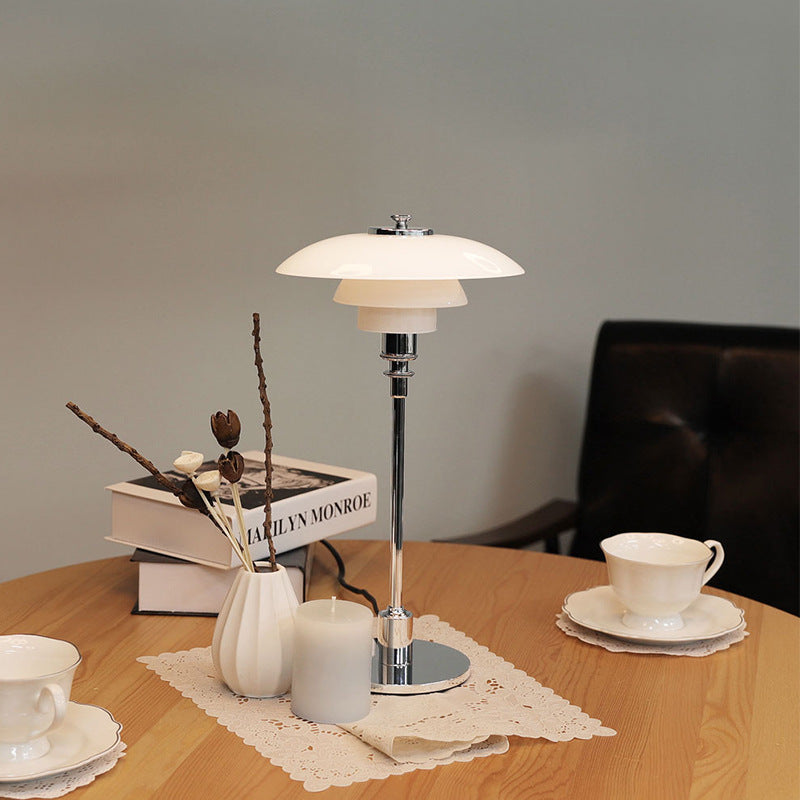 Lampe de Table Design Scandinave pour une Ambiance Chaleureuse