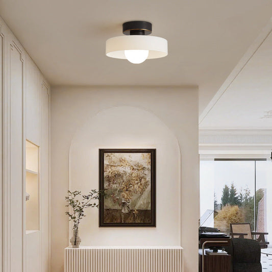 Plafonnier Géométrique Moderne Pour Éclairage Élégant Et Sobre