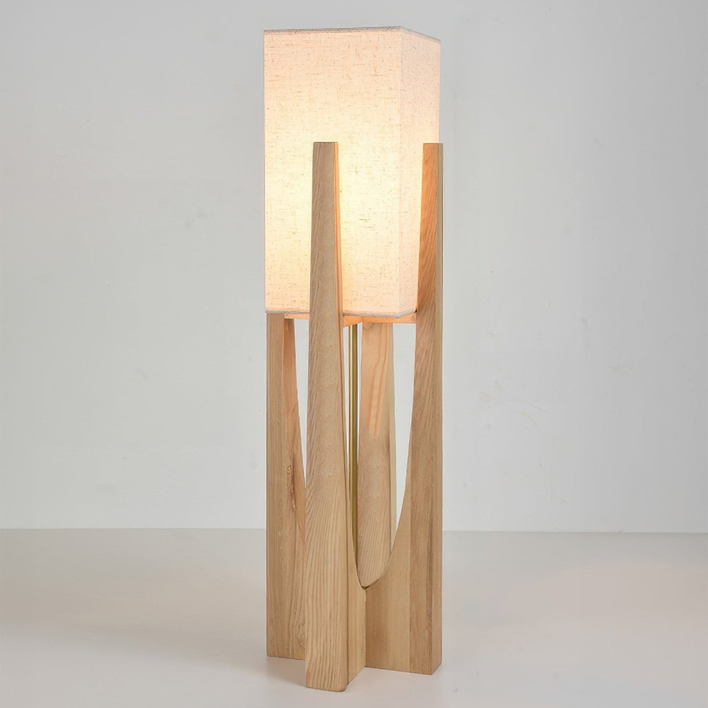 Lampadaire Wabi Sabi Bois et Tissu pour Ambiance Zen Contemporaine