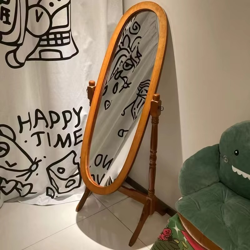 Miroir sur pied en bois style vintage