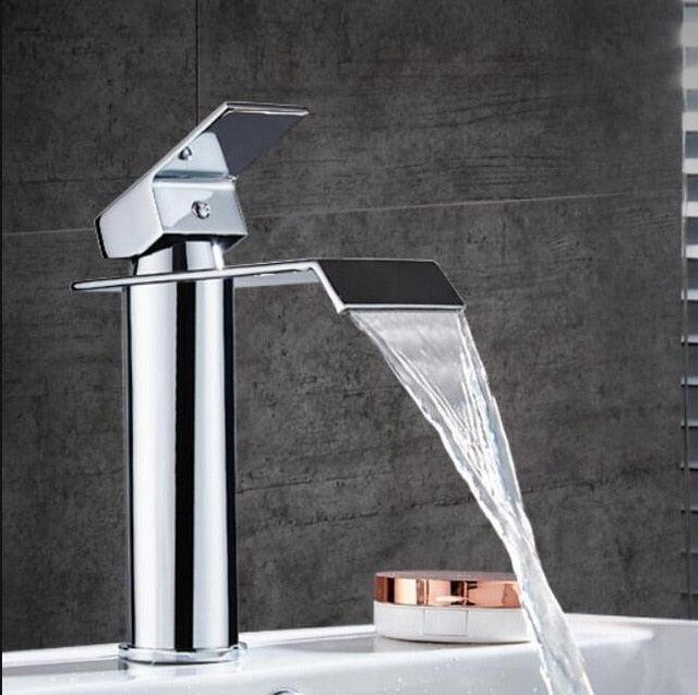 Robinet de lavabo contemporain en laiton à effet cascade, mitigeur de salle de bains à poignée unique
