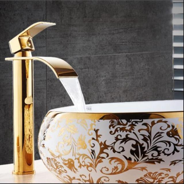 Robinet de lavabo contemporain en laiton à effet cascade, mitigeur de salle de bains à poignée unique
