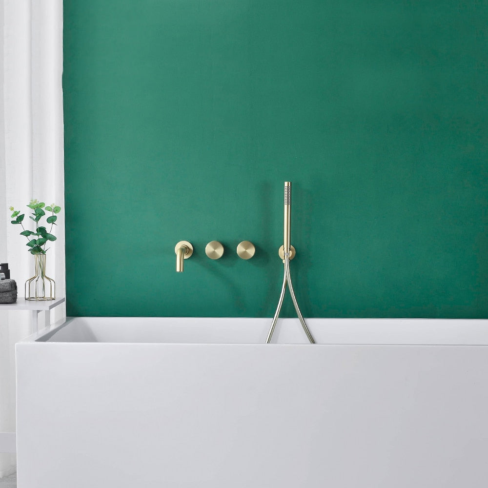 Ensemble de robinet de douche pour salle de bains avec vanne mitigeuse, finition brossée et bec de baignoire