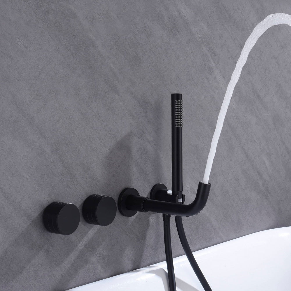 Ensemble de robinet de douche pour salle de bains avec vanne mitigeuse, finition brossée et bec de baignoire