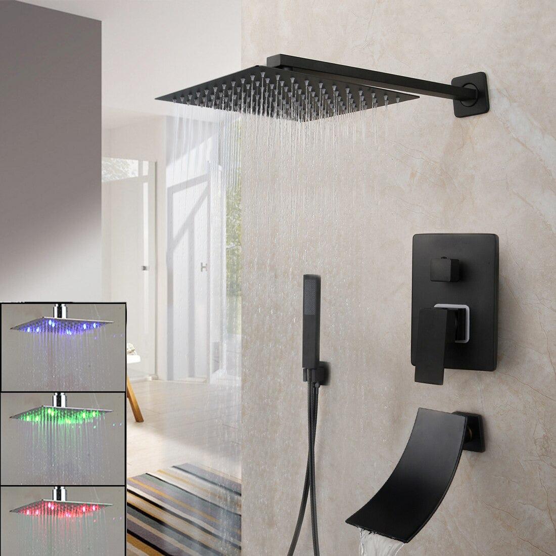 Pommeau de douche carré noir mat à effet pluie avec vanne mitigeuse et bec de remplissage pour baignoire