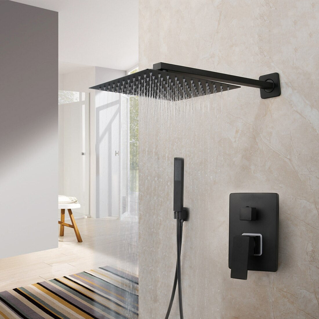 Pommeau de douche carré noir mat à effet pluie avec vanne mitigeuse et bec de remplissage pour baignoire