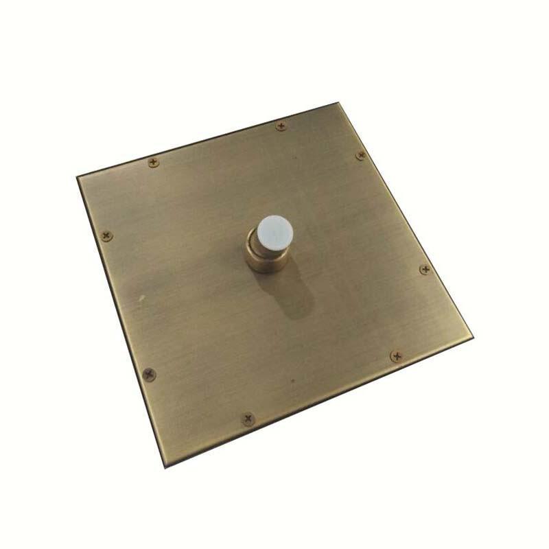 Pommeau de douche pluie carré Index Bath avec finition en laiton antique