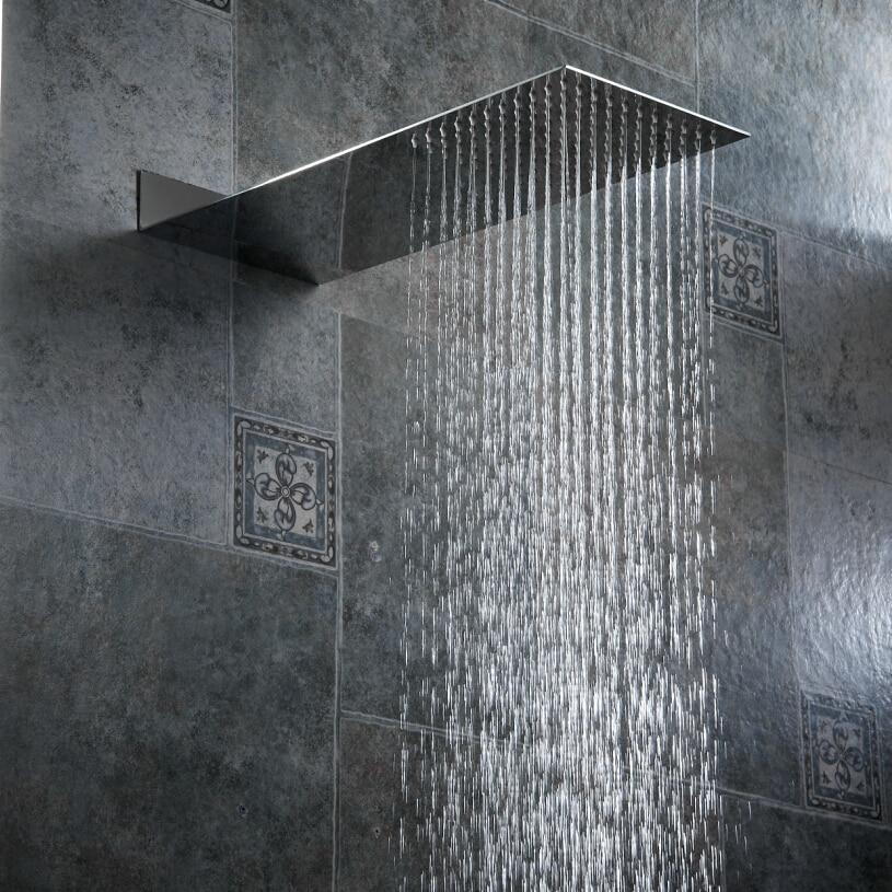 Pommeau de douche à effet pluie mural encastré ultra-fin en acier inoxydable