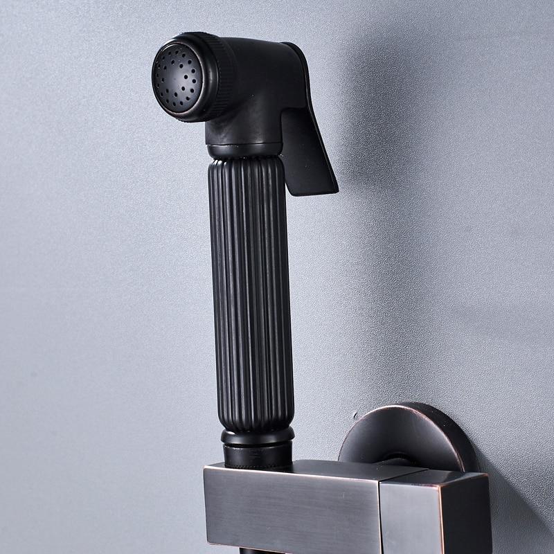 Ensemble durable de douchette pour bidet murale en laiton poli à poignée unique